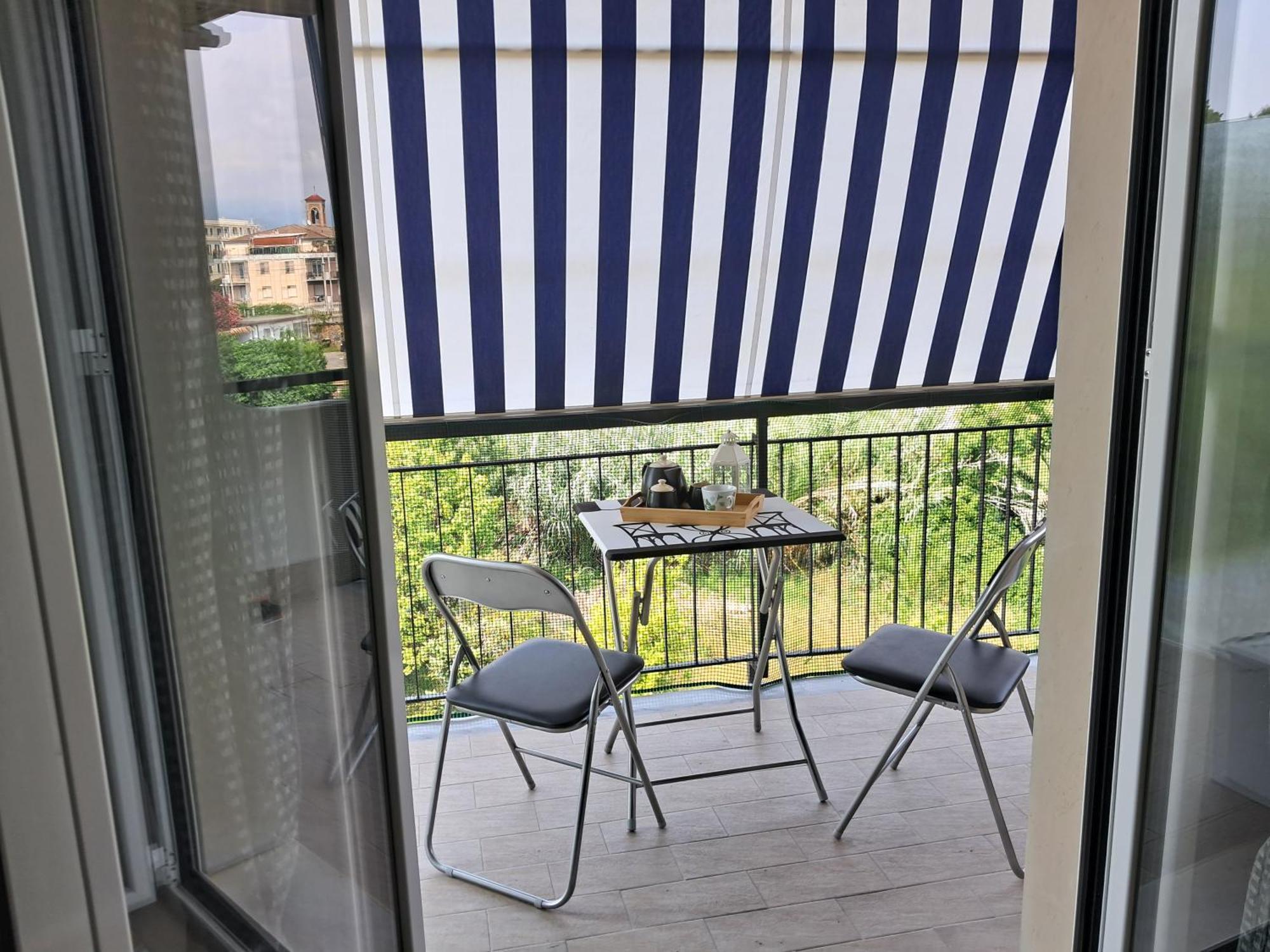 Apartament Casa Di Andrea Albenga Zewnętrze zdjęcie